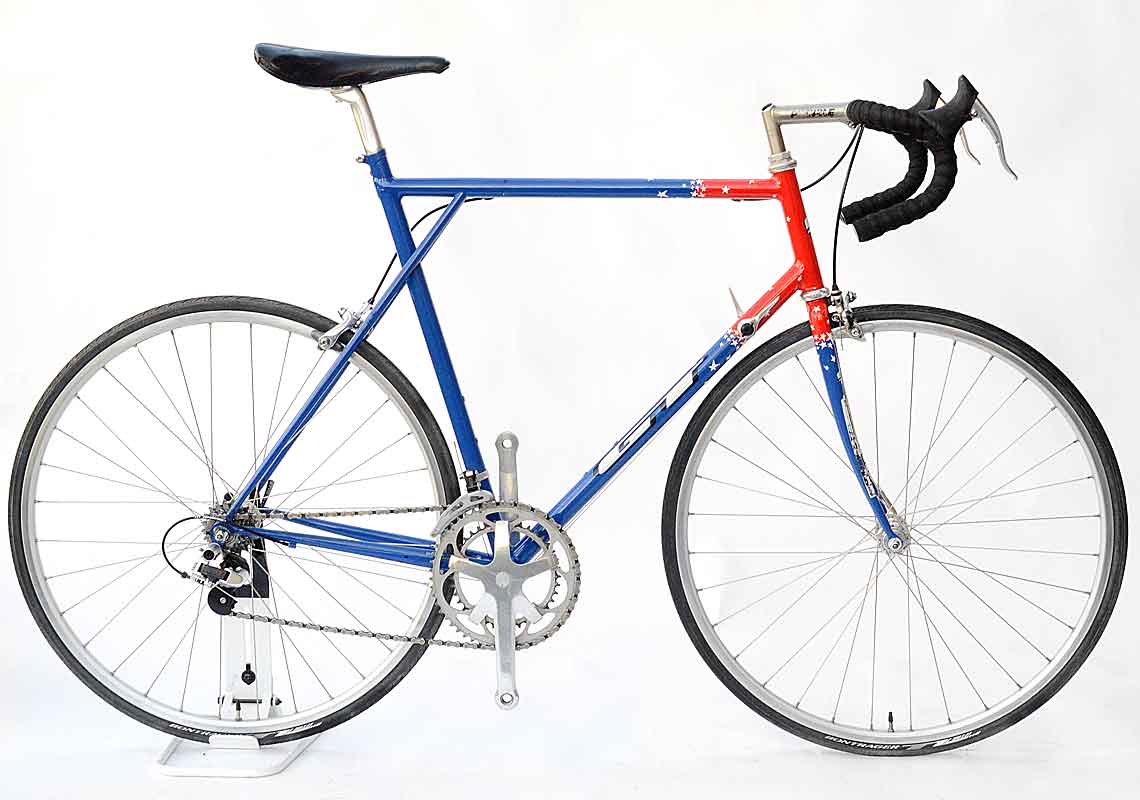 GT Team Issue Race Bike